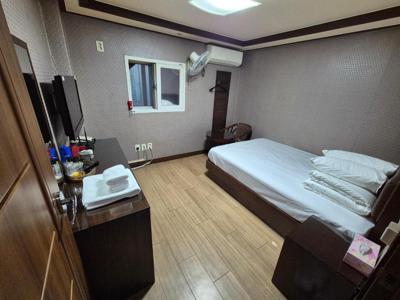 Joyful Stay Seoel Buitenkant foto