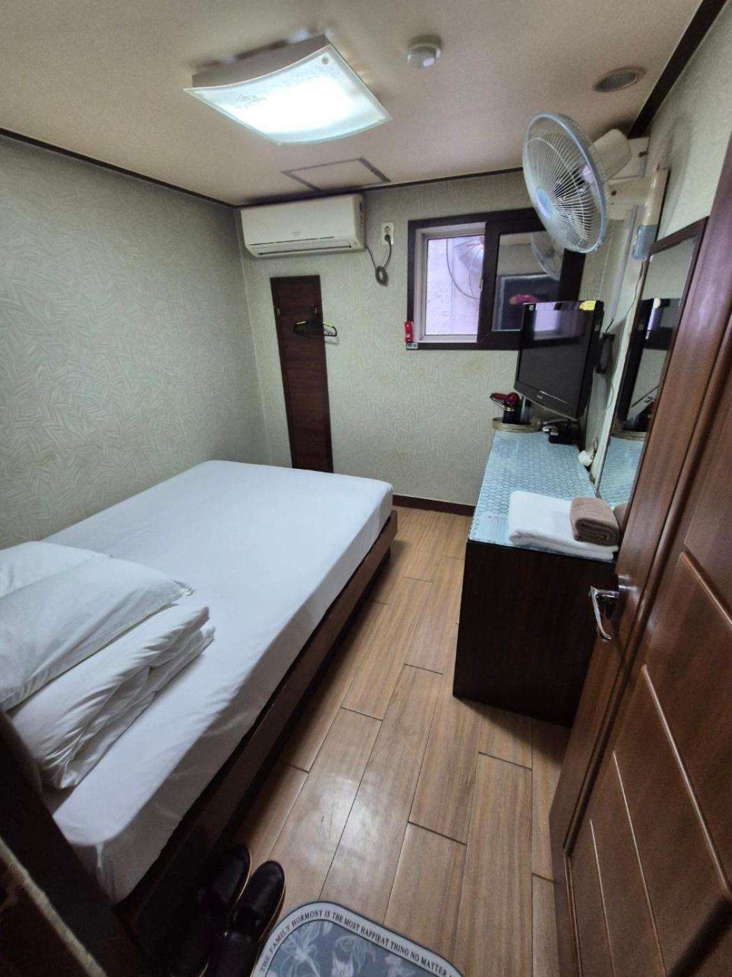 Joyful Stay Seoel Buitenkant foto